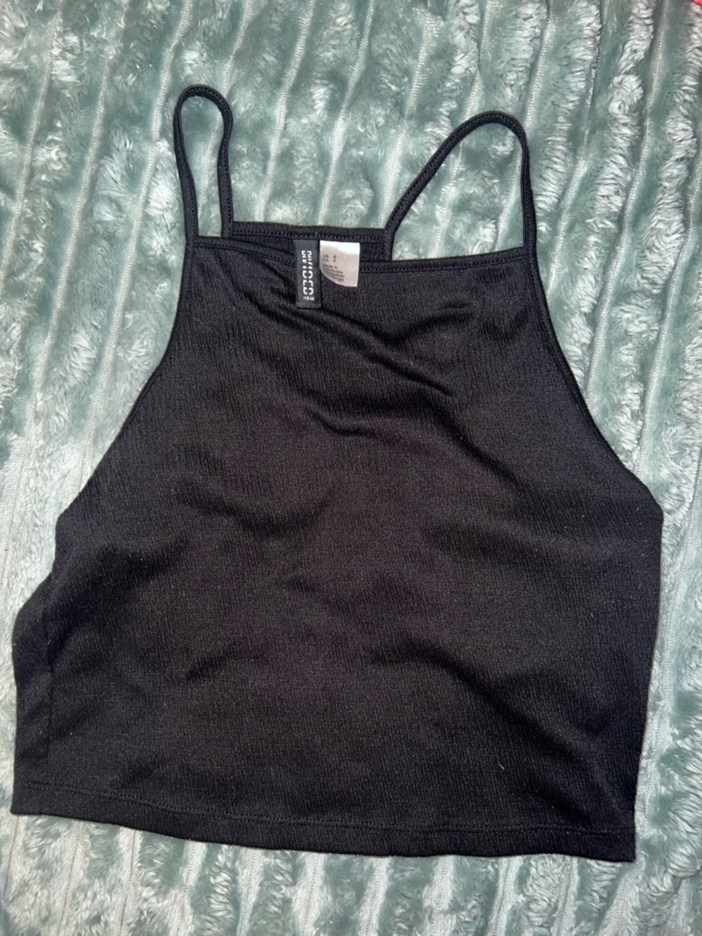 Tops - Picture 5 of 8